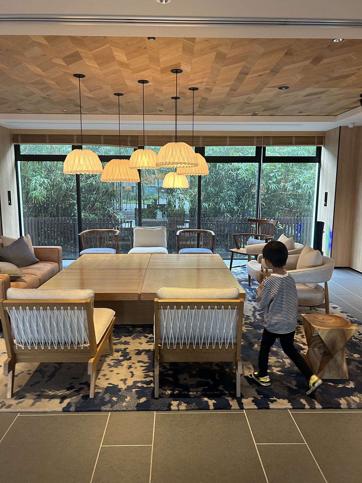 In front of Hashikui-iwa