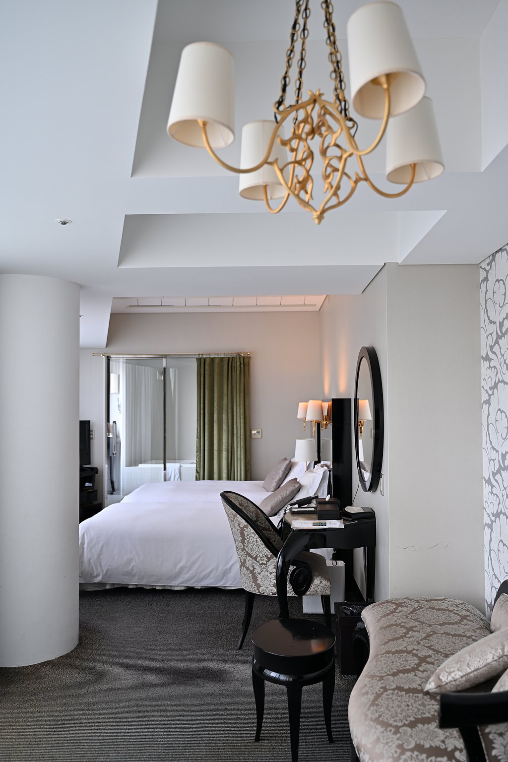 Tadao Ando Architectural Hotel Near Umeda Station