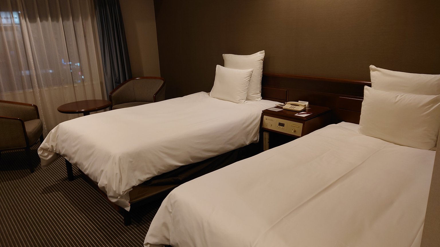 A Great Place to Stay with Access to Town and Miyajima 🎵