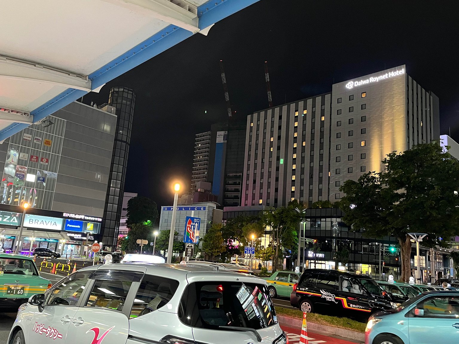 交通便捷！美麗的酒店！