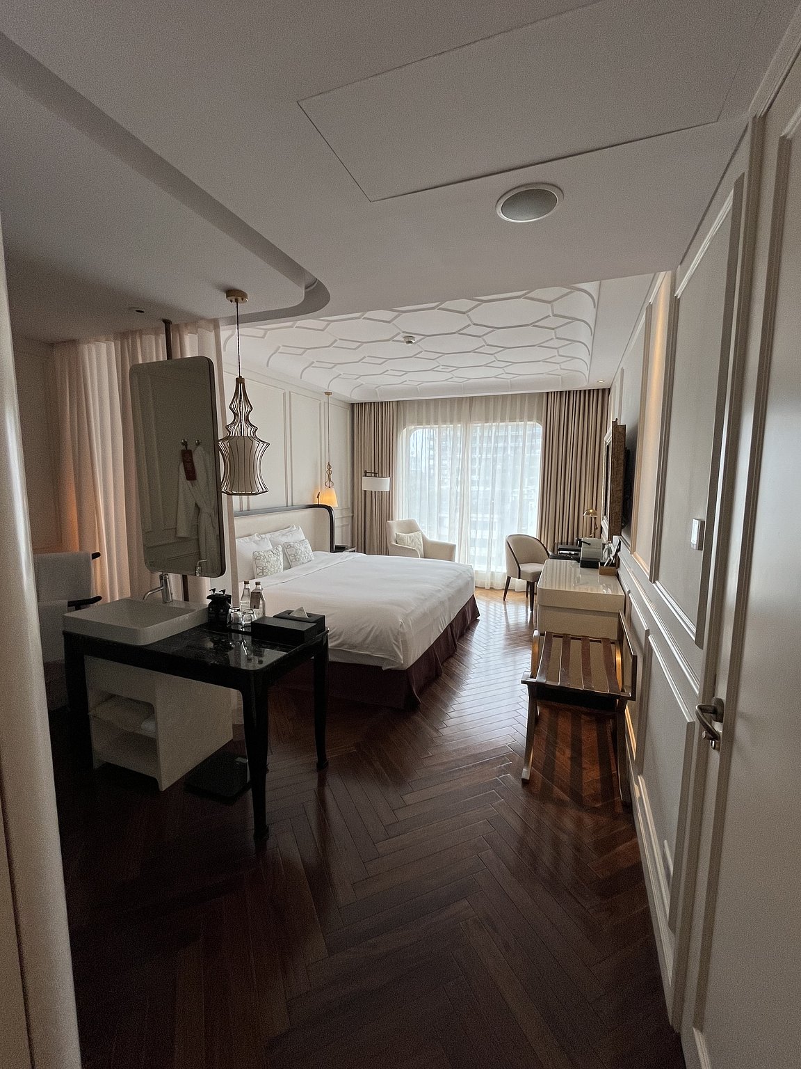 現代五星級酒店