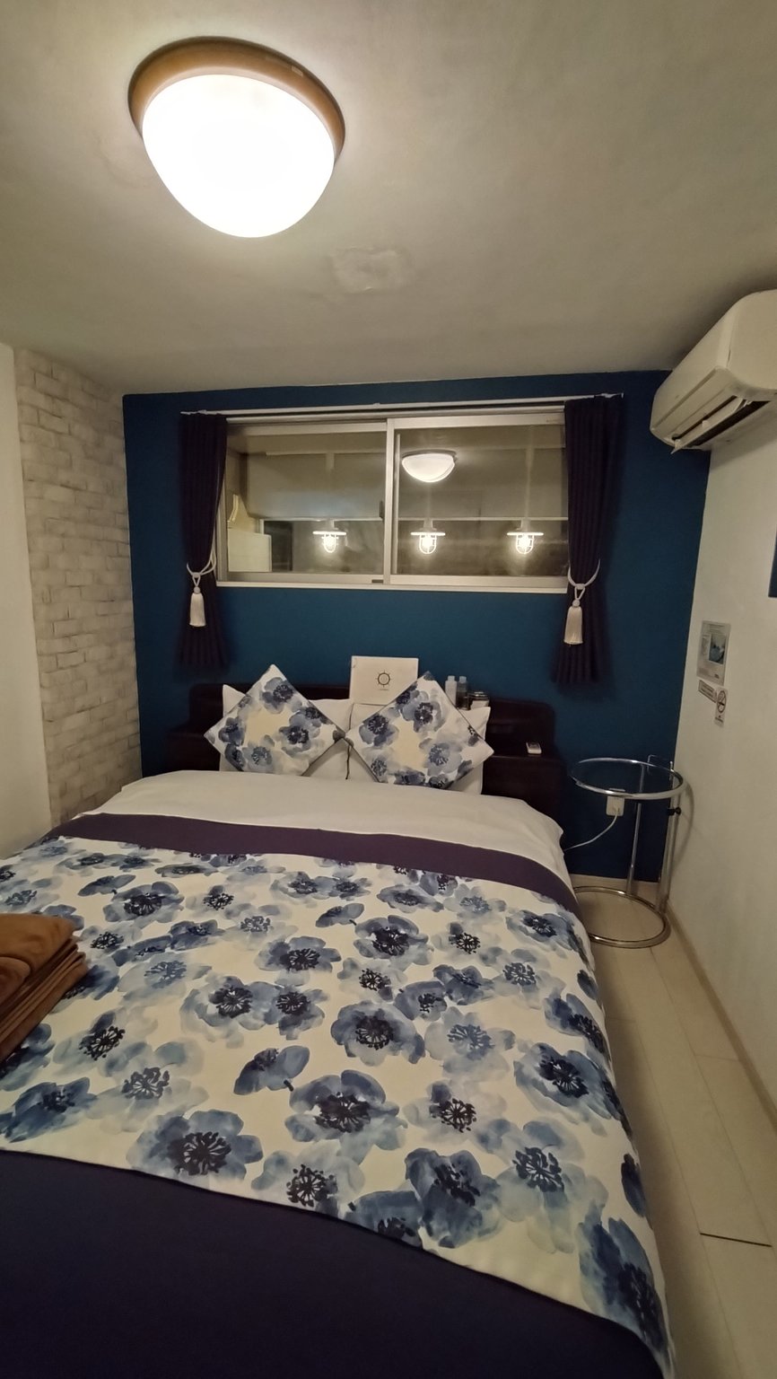 Although I Can’t See the Ocean, the Atmosphere is Full of It