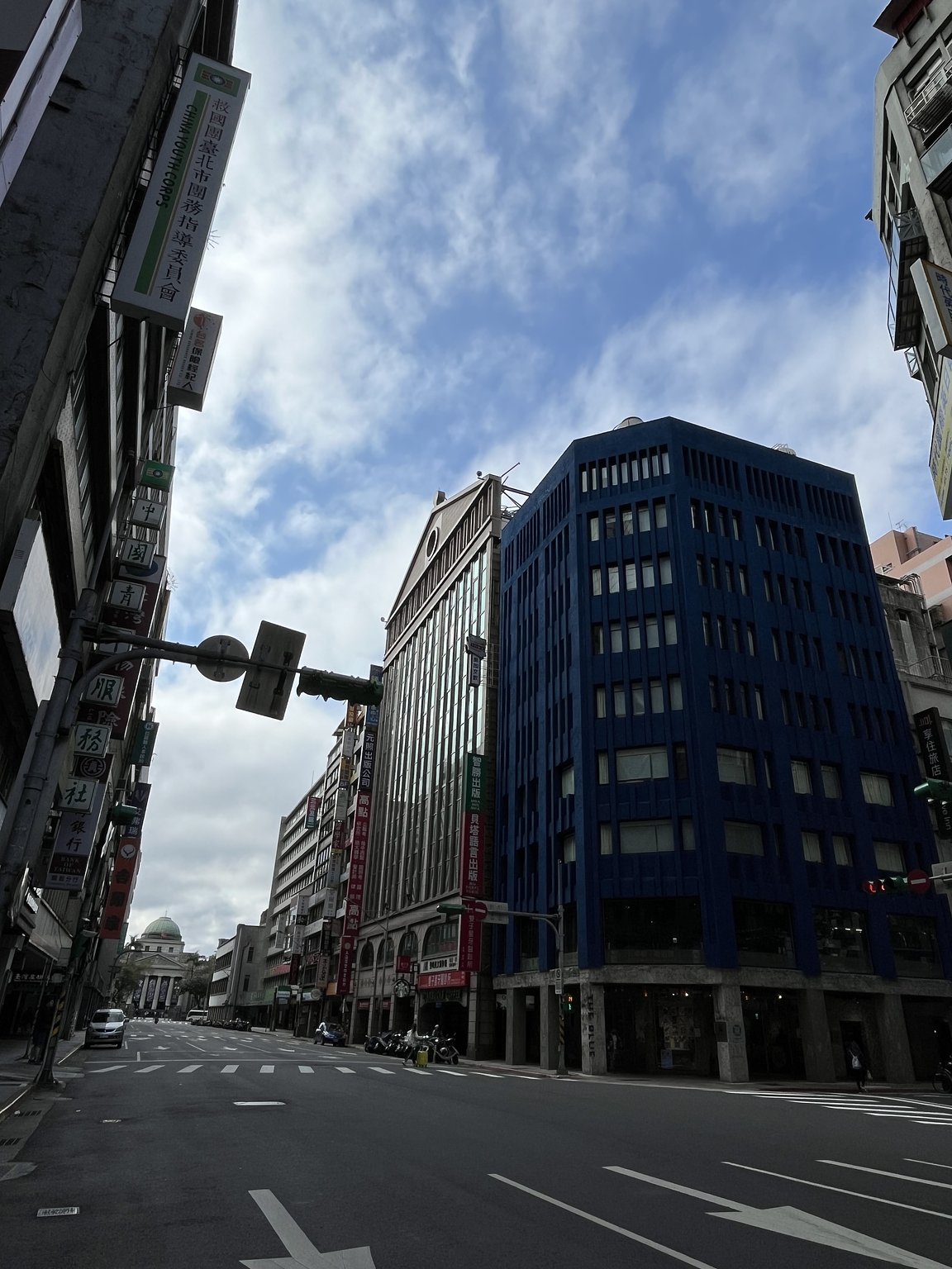 파란색이 정말 좋은 느낌! 타이페이 역 근처의 세련된 숙소