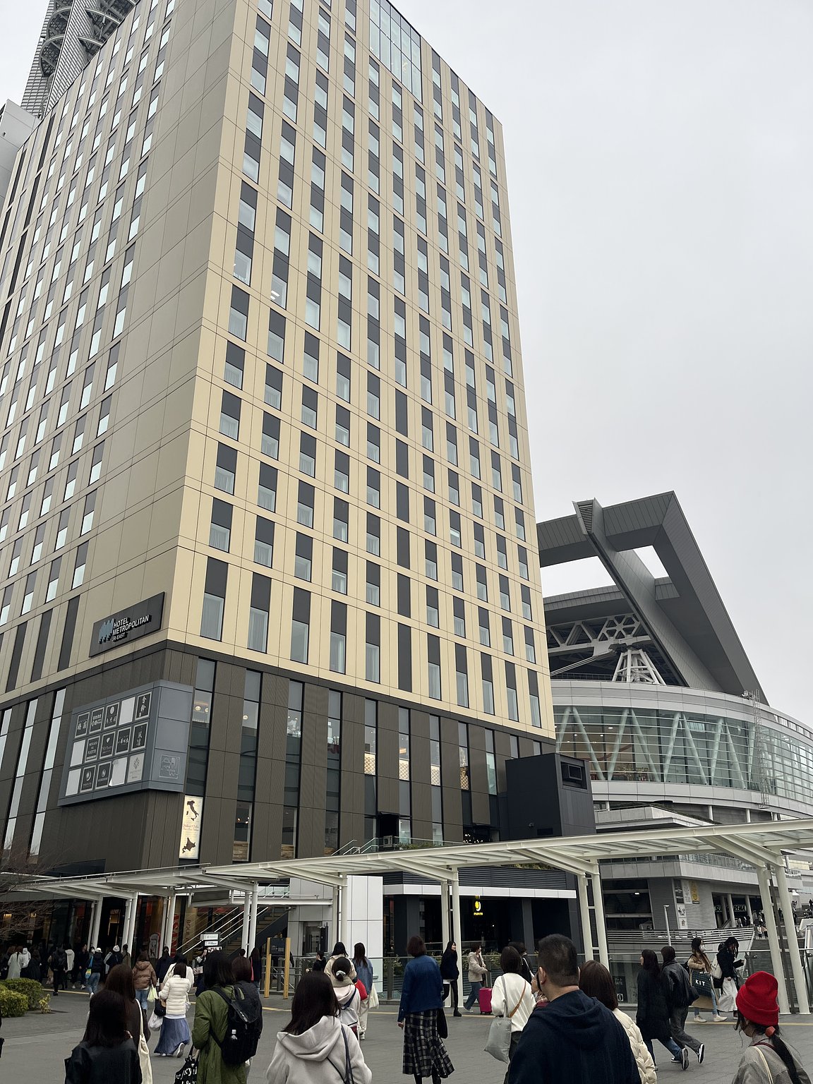 A Hotel Perfect for Fan Activities