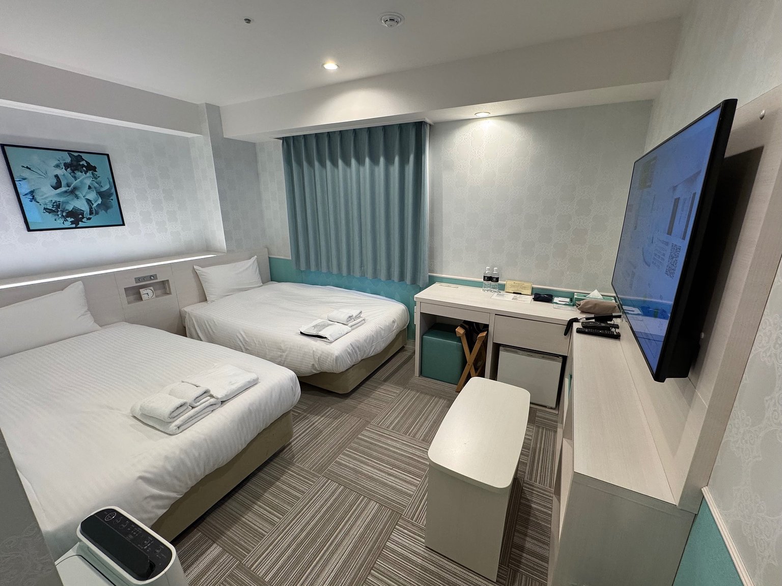 Charming Services! A Clean and Comfortable Hotel Stay