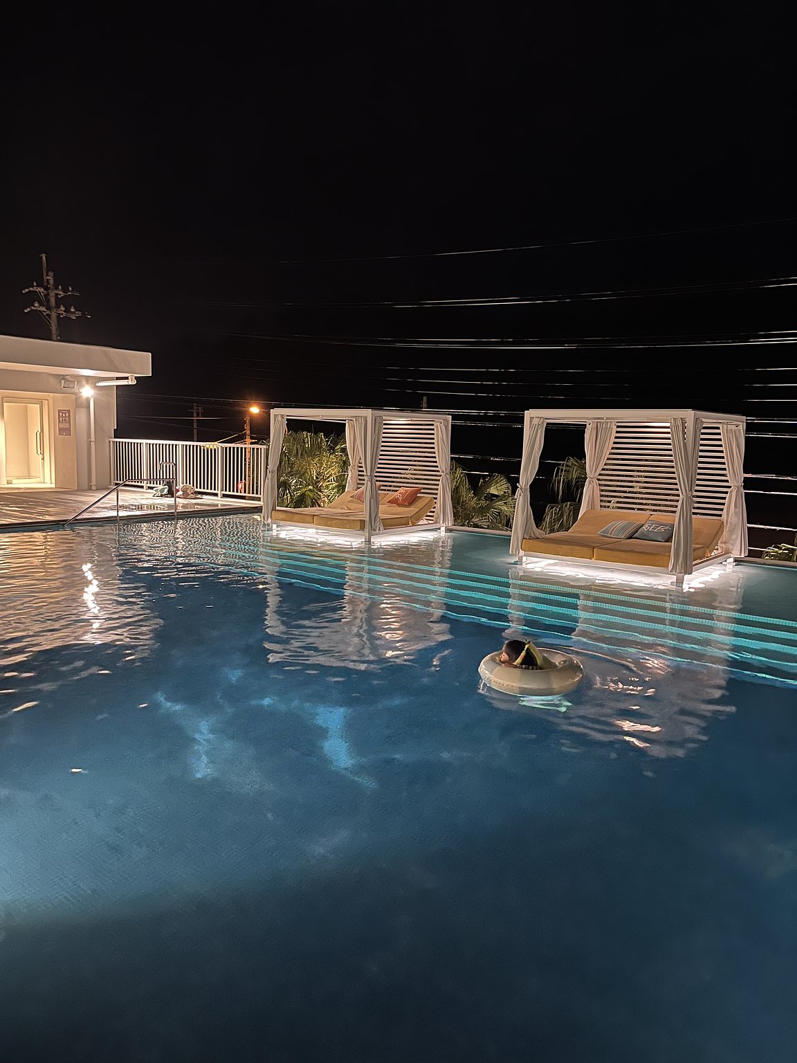 가족과 함께하는 여름 여행! 수영장과 모닥불이 있는 편리한 여행!