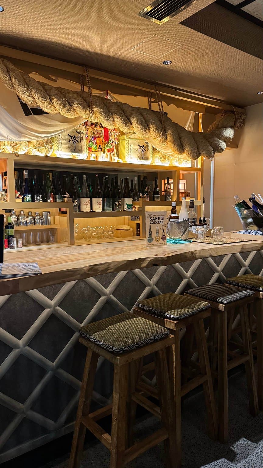 The lounge service is amazing! You won’t find another hotel like this!