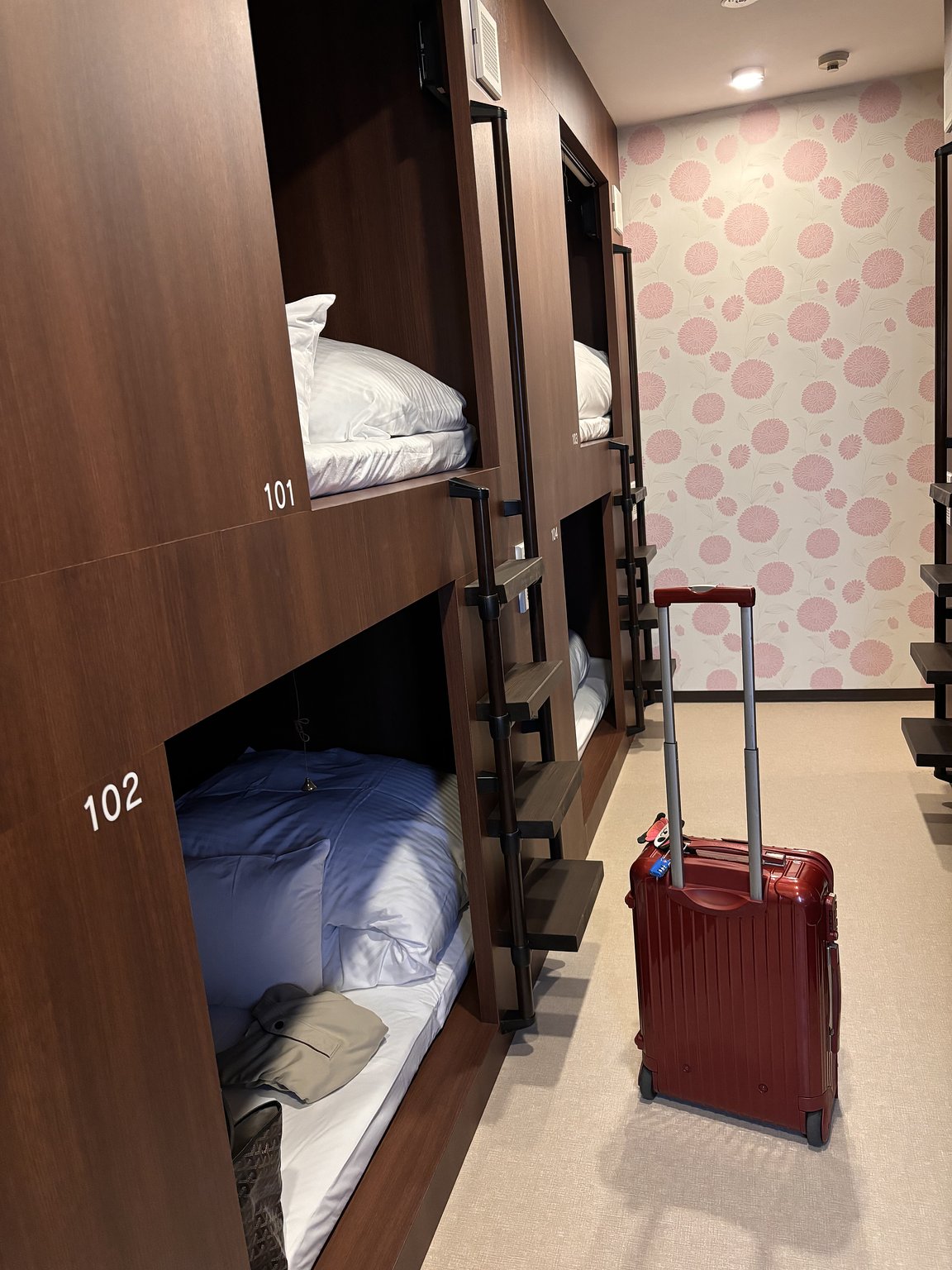 Great Accommodation for Beach and Bath Lovers