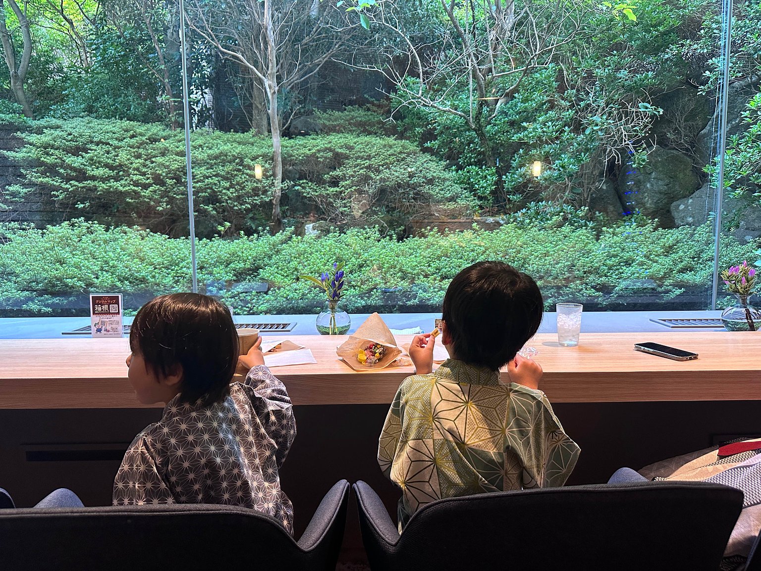 The Best Hotel for Families! Free Family Bath is Wonderful!