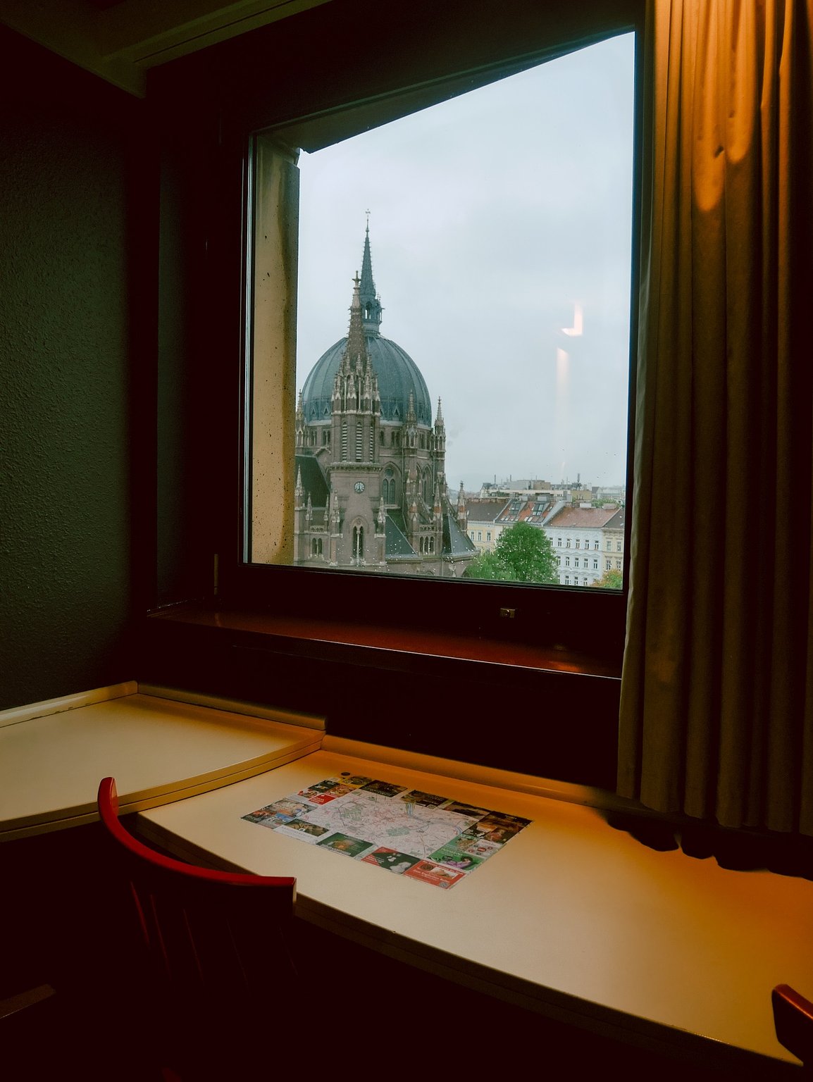 Spacious Accommodation in Vienna to Relax Before a Day of Sightseeing