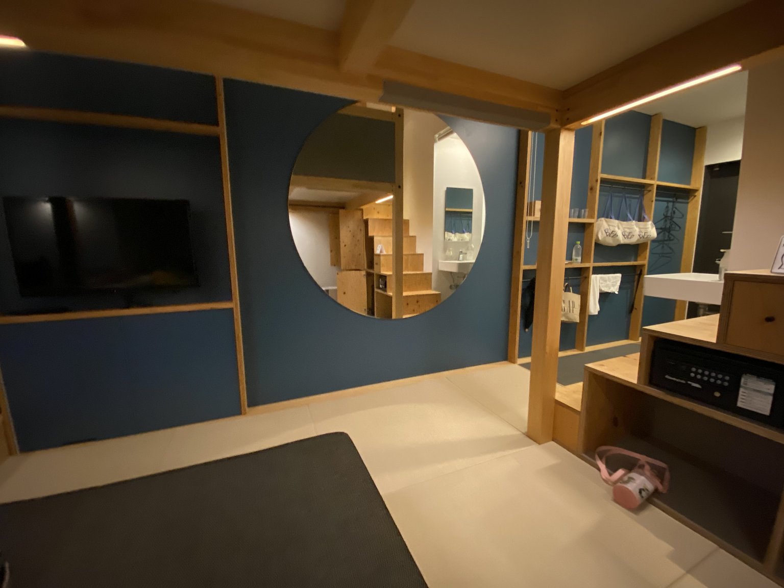 與車站直連！在秘密基地般的房間裡玩得不亦樂乎😆