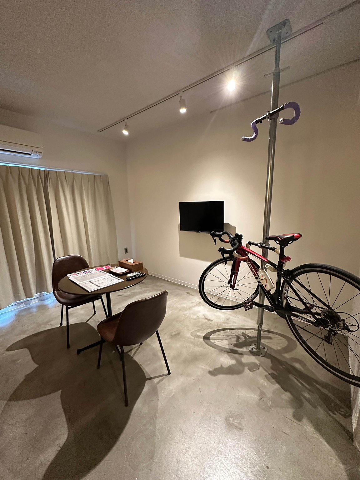 Stay Like a Local in Arashiyama! 【Cycling Adventure】