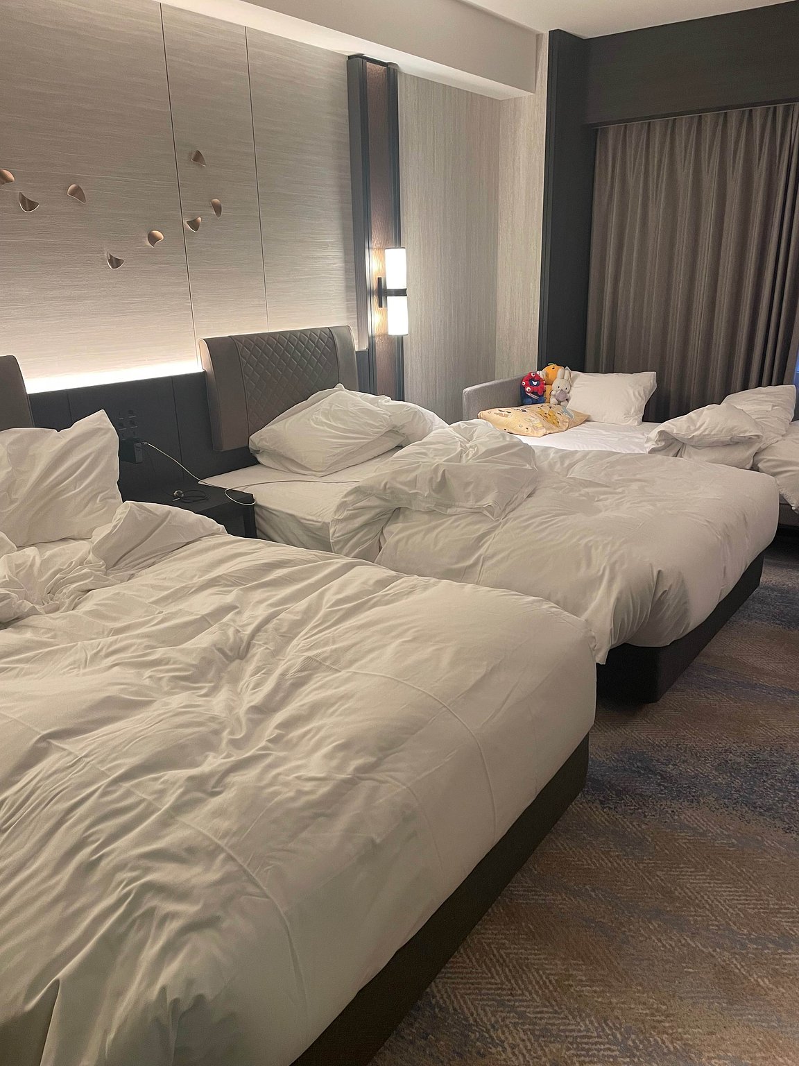 Convenient for Pre and Post Stays at the Expo!