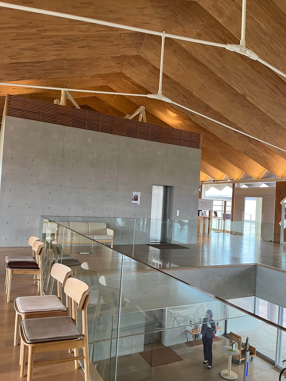 Slow Vacation Feeling the Aroma of Rice Fields