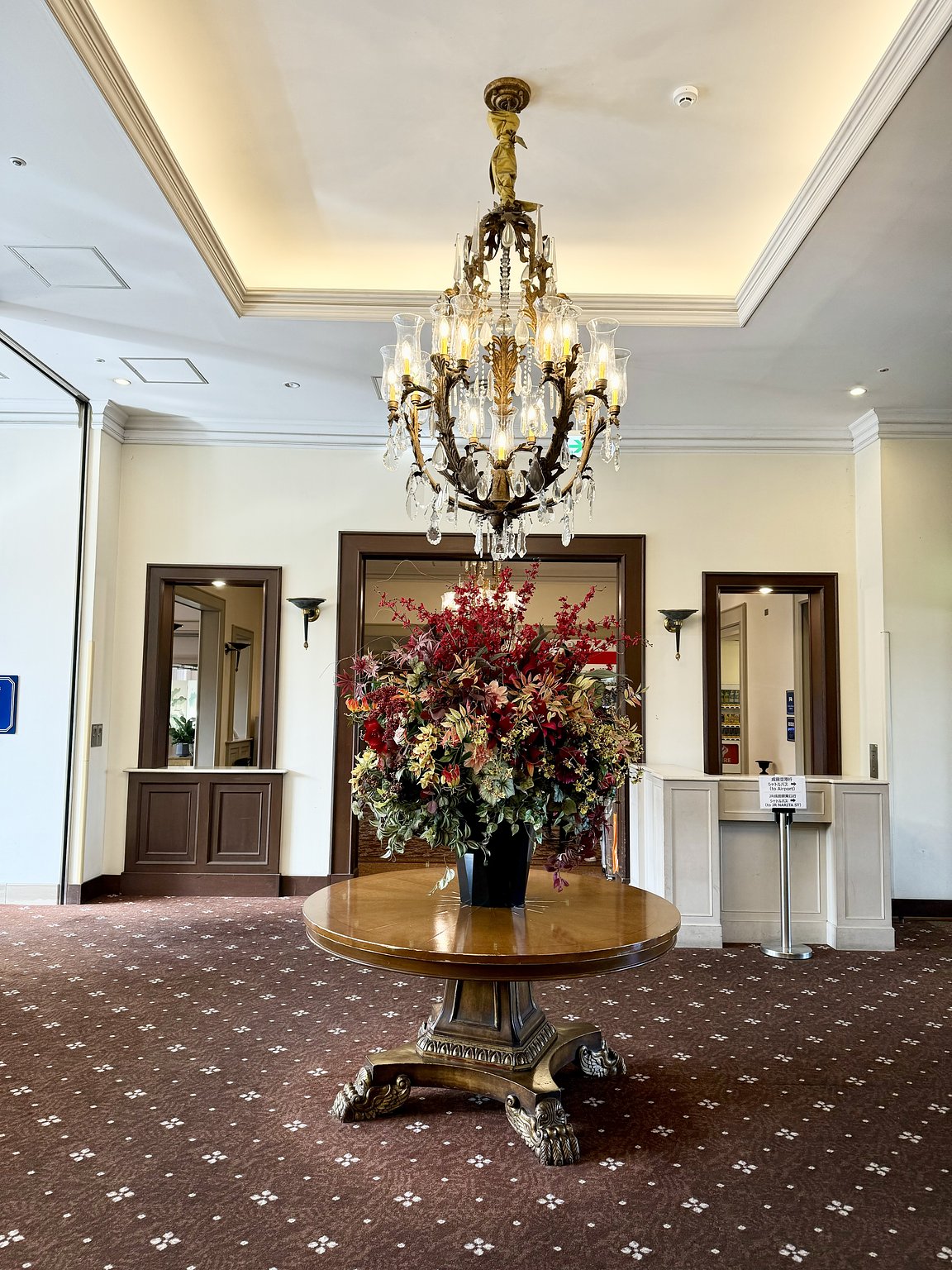 Convenient Shuttle Bus!