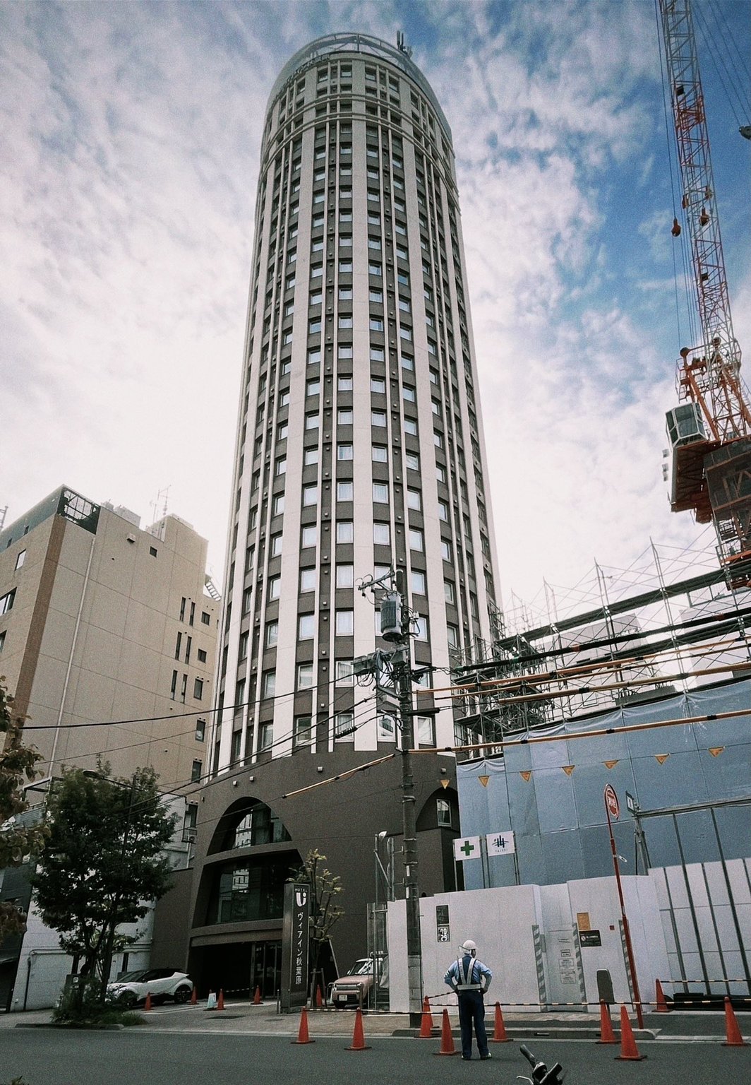 Interesting & Functional Rooms in a Cylindrical Building