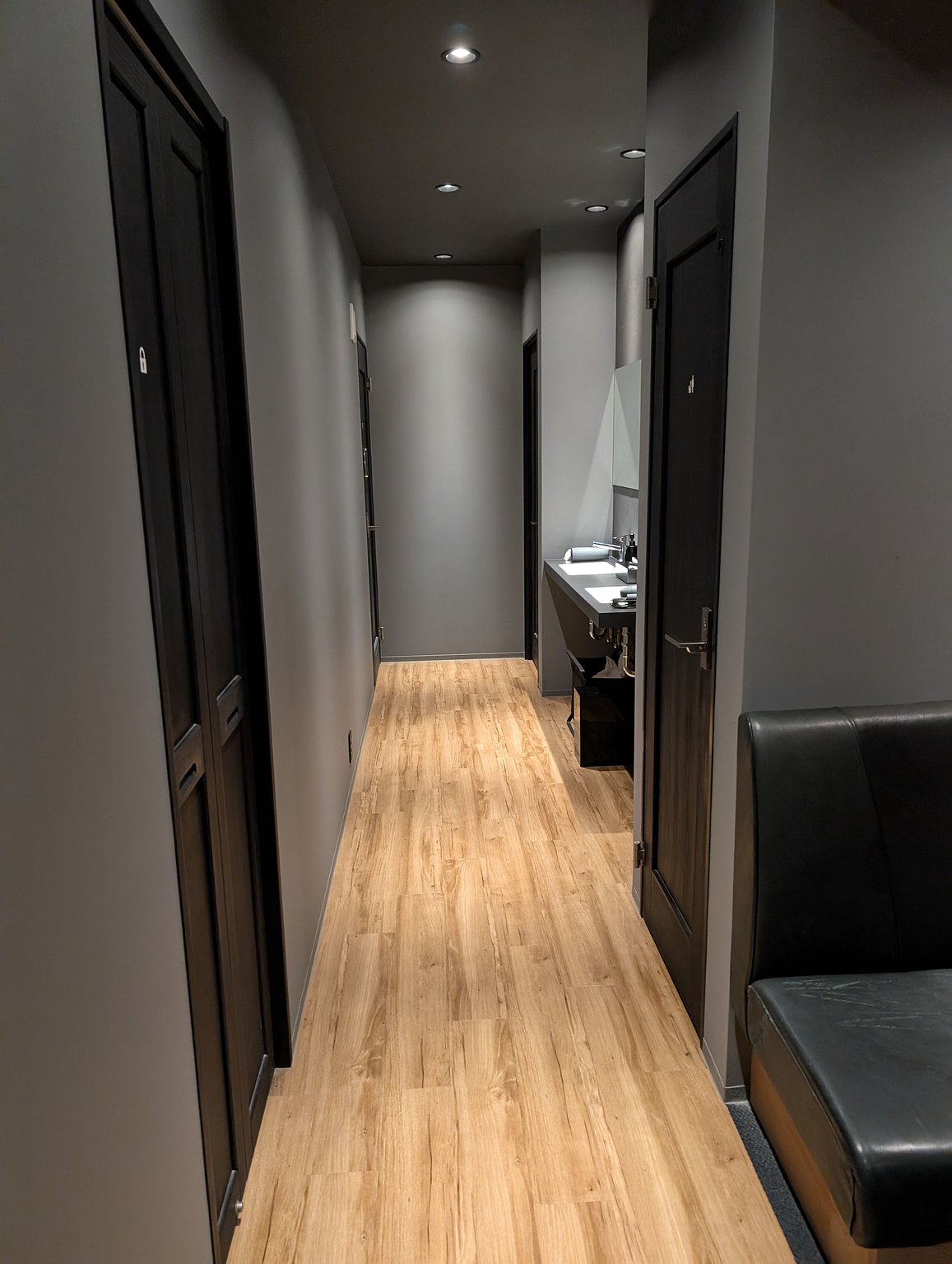 Enjoying Osaka's Shopping Streets to the Fullest!