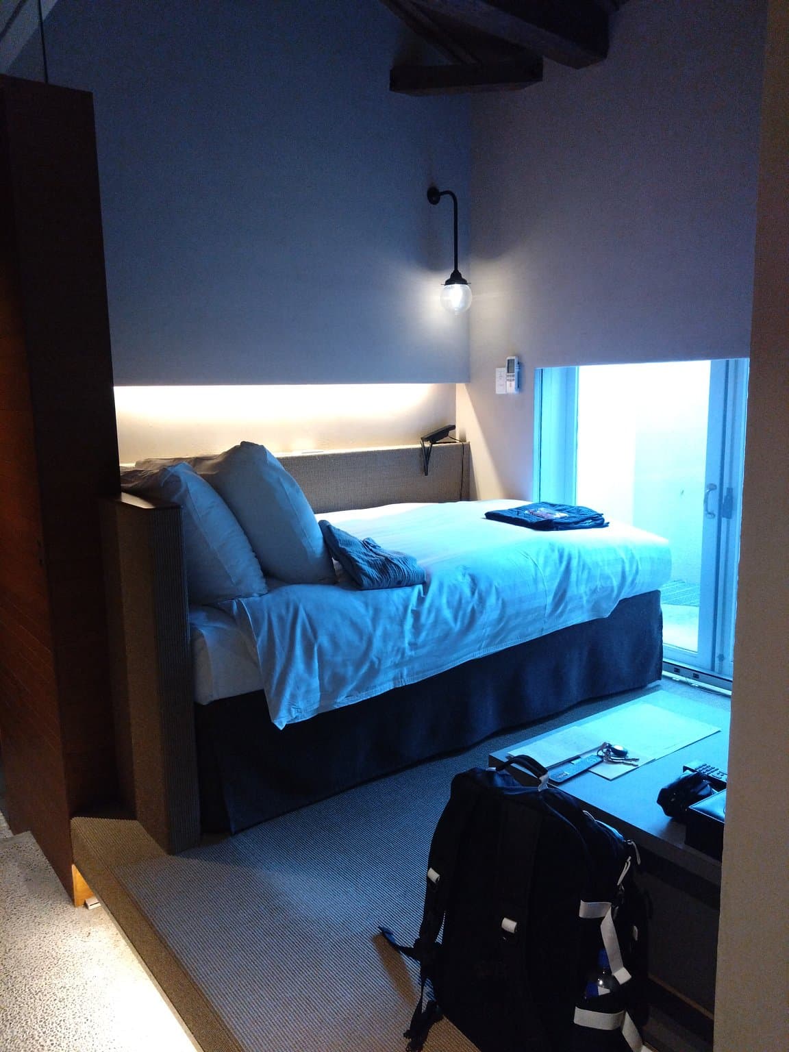 Relaxing in a Room with an Onsen