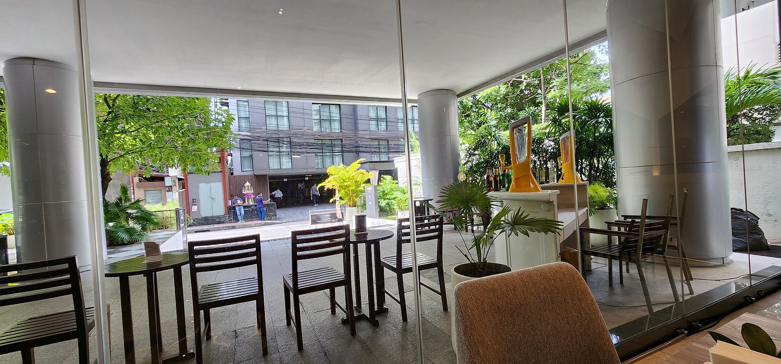 My First Trip to Thailand: A Wonderful Hotel with a Pool, Sauna, and Gym