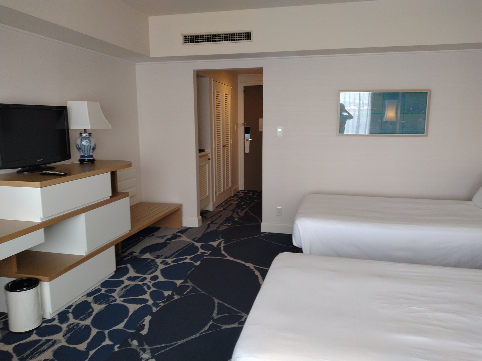 我睡得很好。我想再去睡覺。