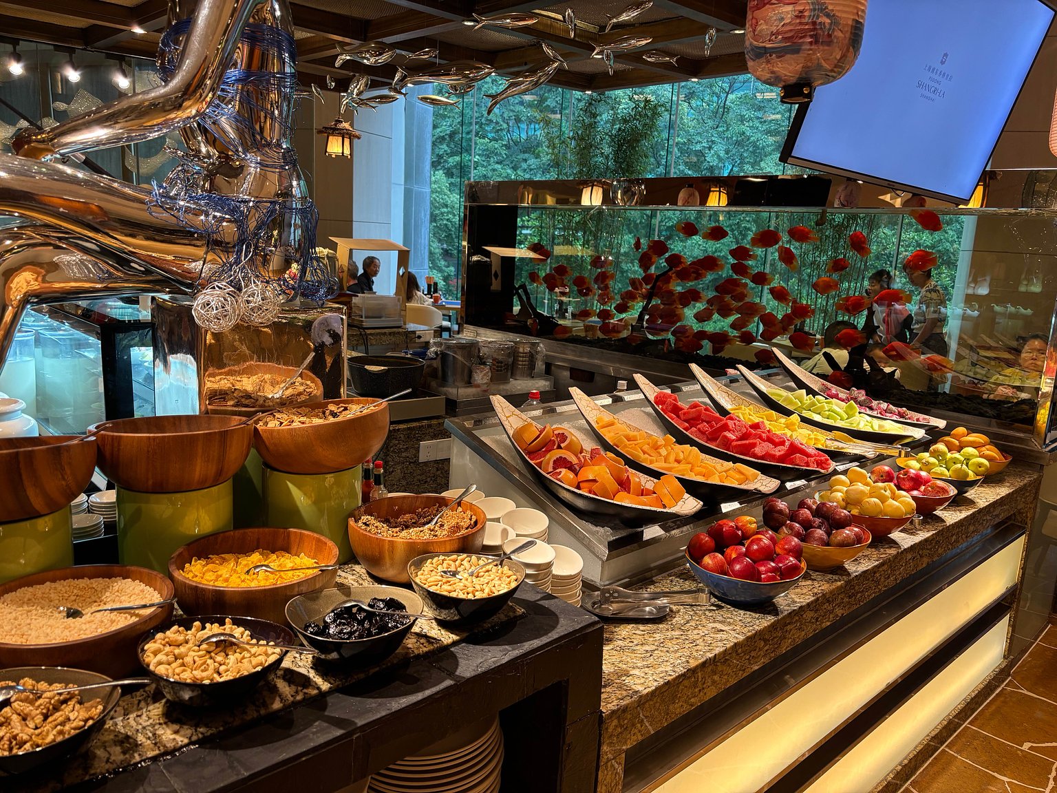 If You're Going to Shanghai Disneyland, Stay +1 Night! Recommended Luxurious Stay in Pudong 🇨🇳