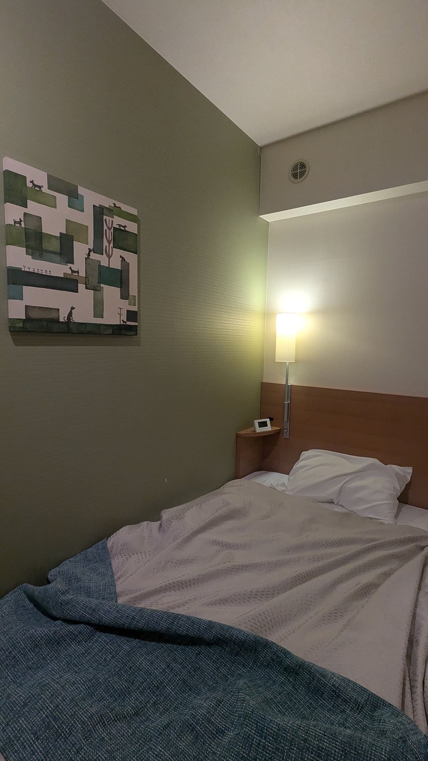 Refresh Near Oi-Machi Station with a Large Public Bath!