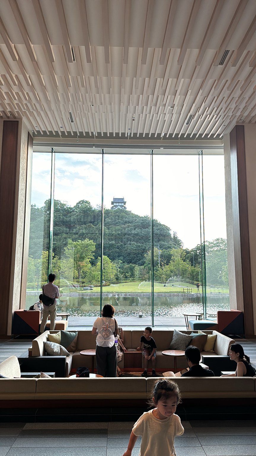 靛藍犬山有樂苑