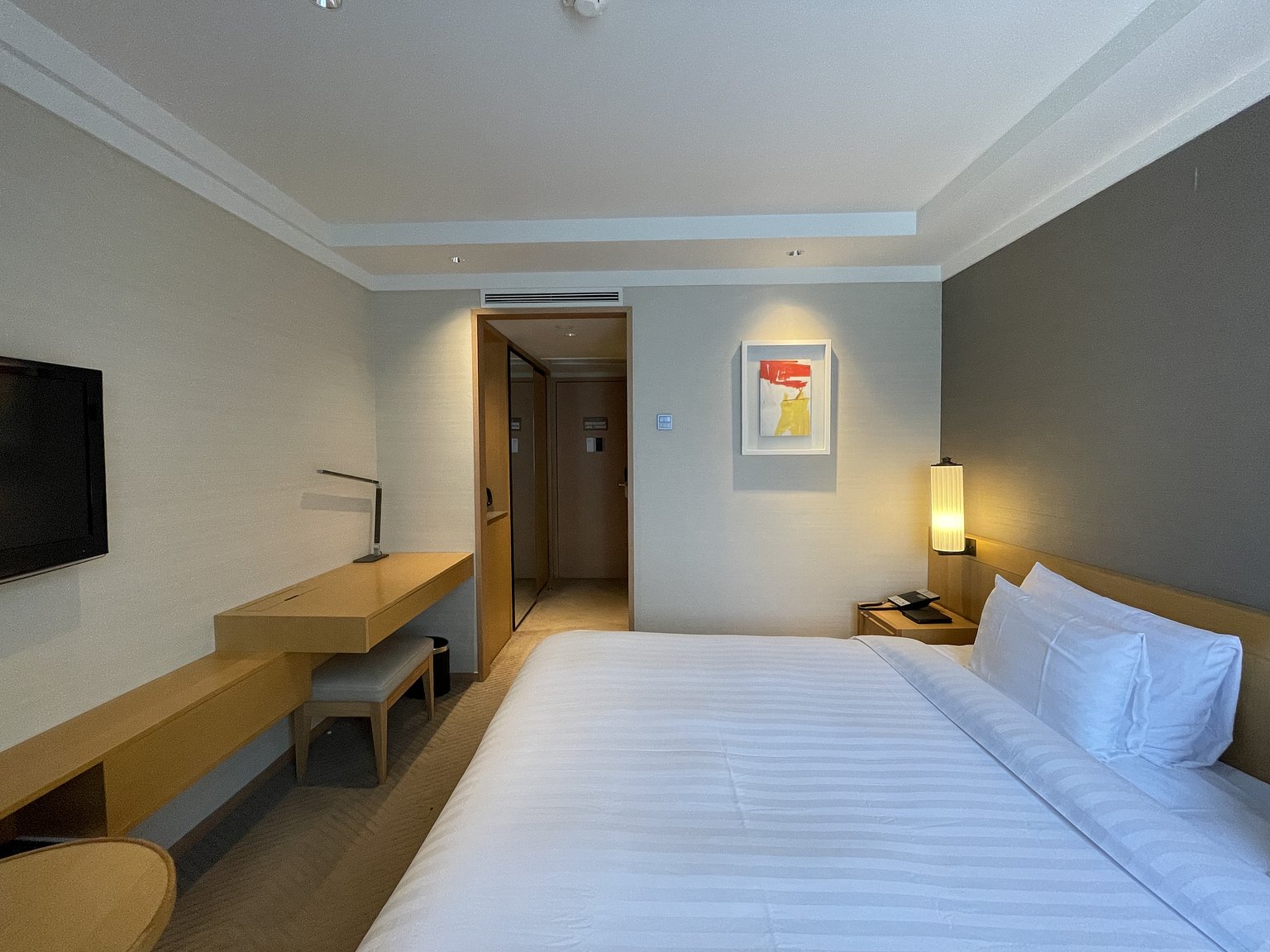 City Hotel in Myeongdong Area with Japanese Support