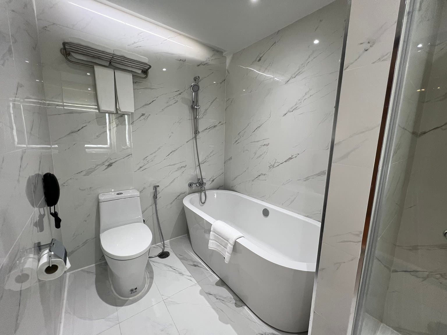 최악의 호텔에서 최고의 호텔로