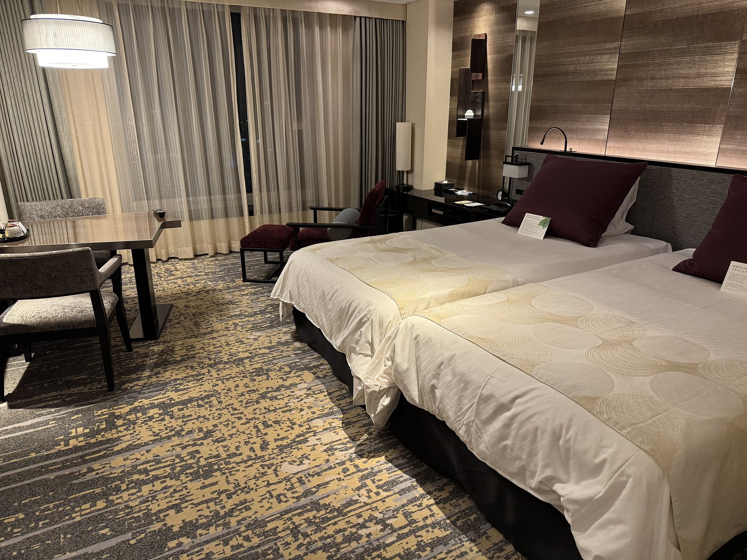 역 근처의 매력