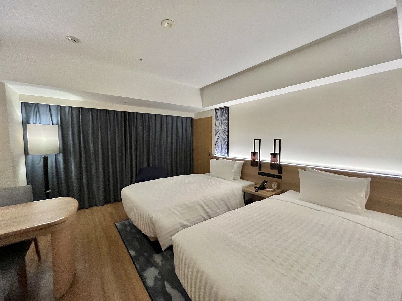 스스키노 도보 거리에 있는 에스콘 필드 추천 ⚾️✨