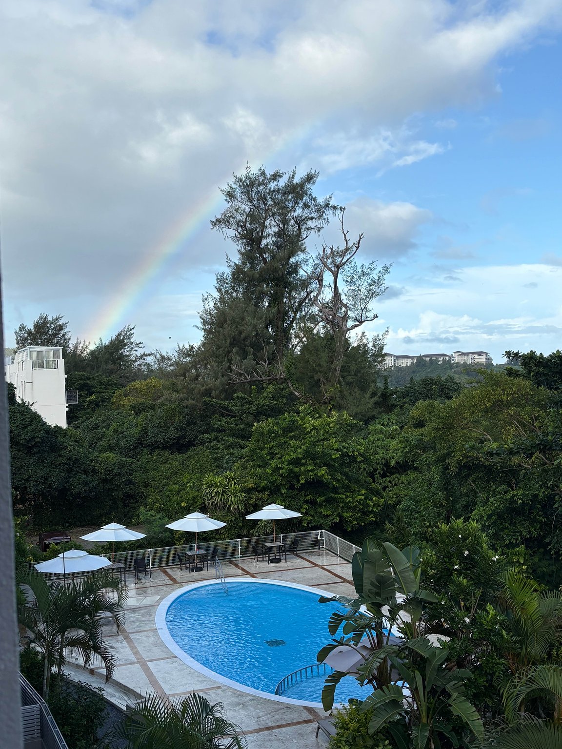 A Convenient Hotel with a Resort Feel!