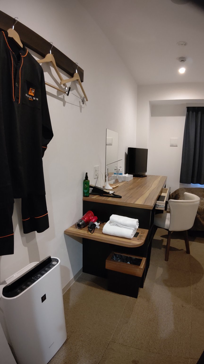 Comfortable Loungewear and Spacious Parking, Plus Coin Laundry and Convenience Store Nearby are Recommended