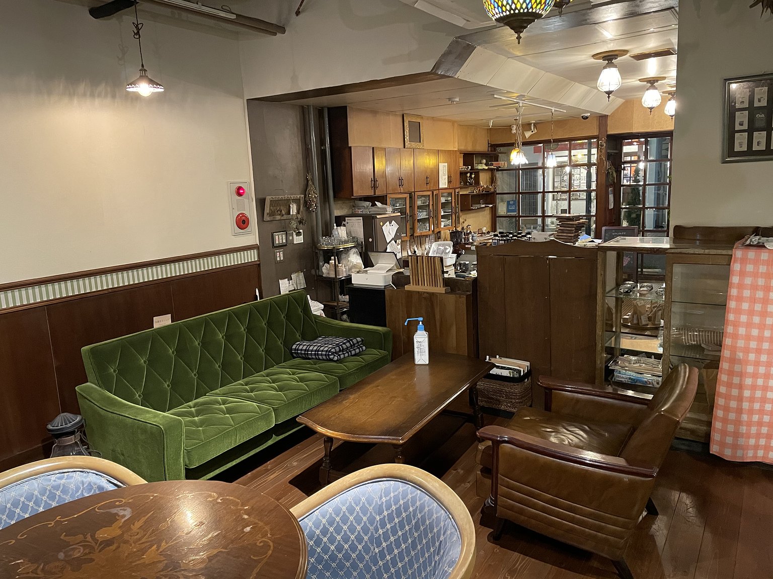 Stay at a Beautiful Traditional Cafe and Immerse in Nostalgia!