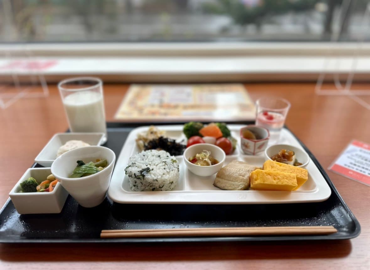 【아침 식사 뷔페 설명】역 근처에서 최고의 아침 식사!!!