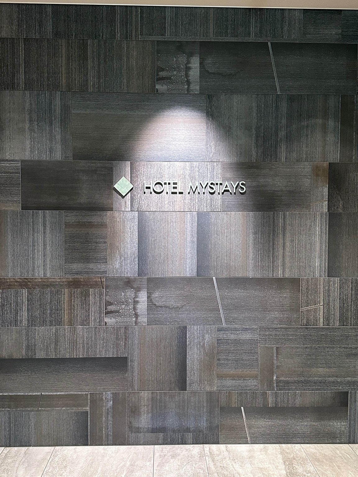 A hotel perfect for both sightseeing and business.