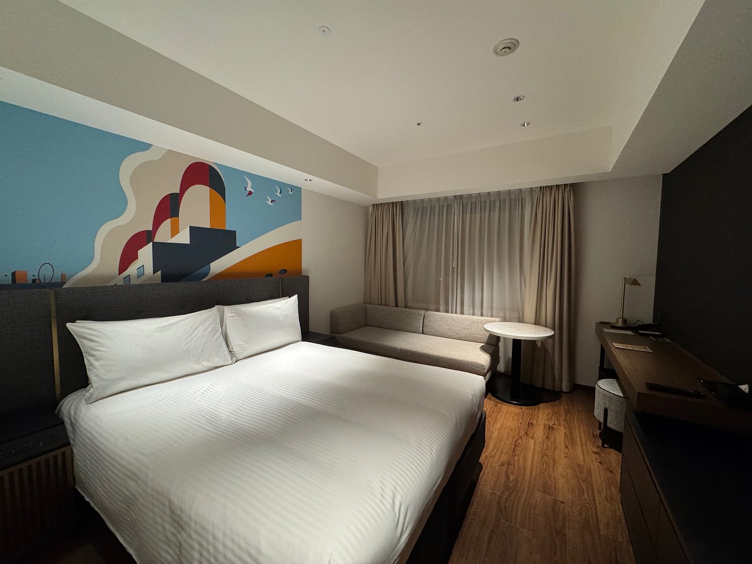 Stylish hotel directly connected to the station, within walking distance to Hamasta, Yamashita Park, and Chinatown