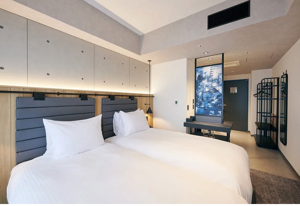 Spacious and Beautiful Room!