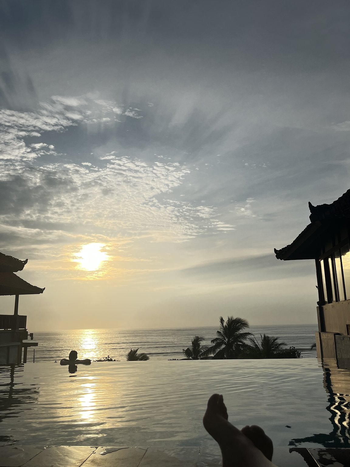 A Relaxing Trip Watching the Sunset