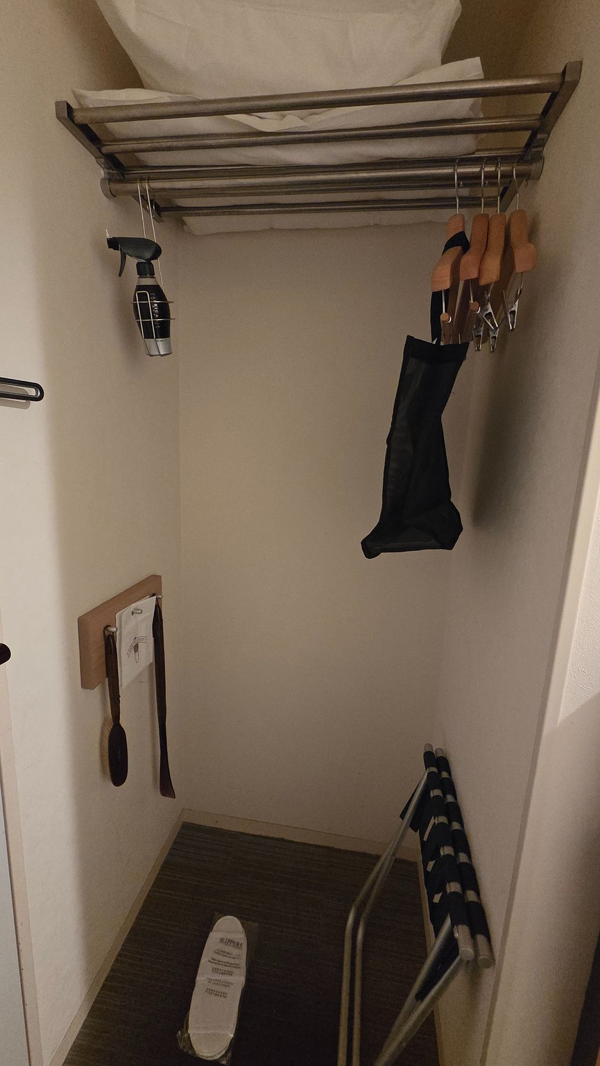 Accommodation for Live Events! Convenient Near Arcade Street.