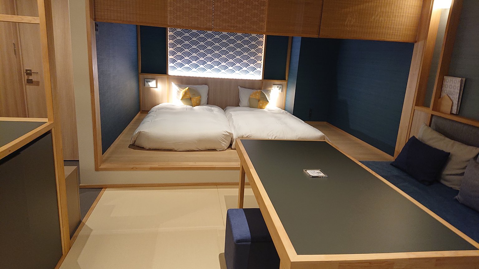 就在八坂神社前面！您可以享受寬敞的榻榻米房間