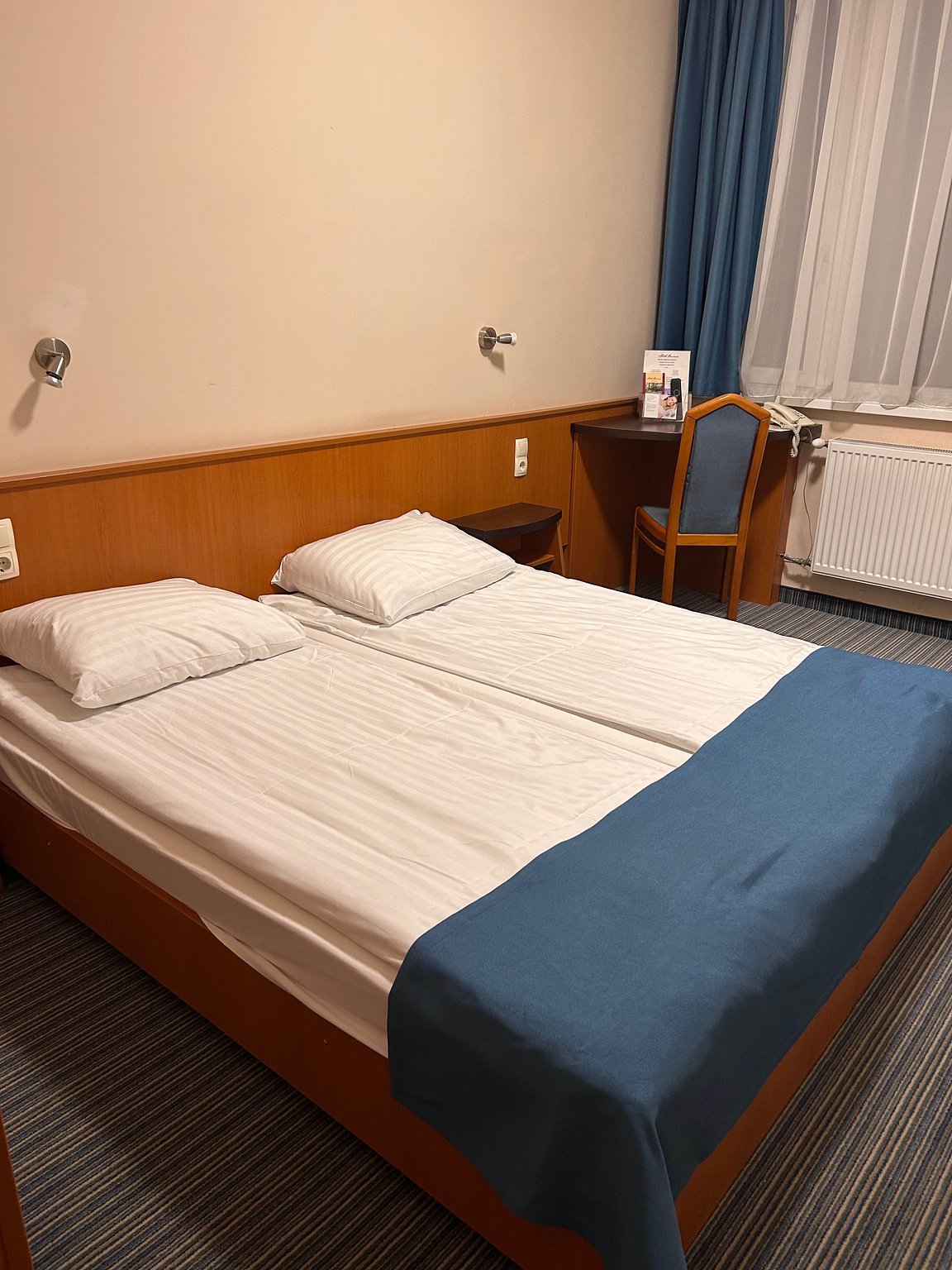 Comfortable Stay in Budapest (Metro, Bus Access Excellent, Hospitality Excellent, Shower Pressure and Hair Dryer Strength Excellent)