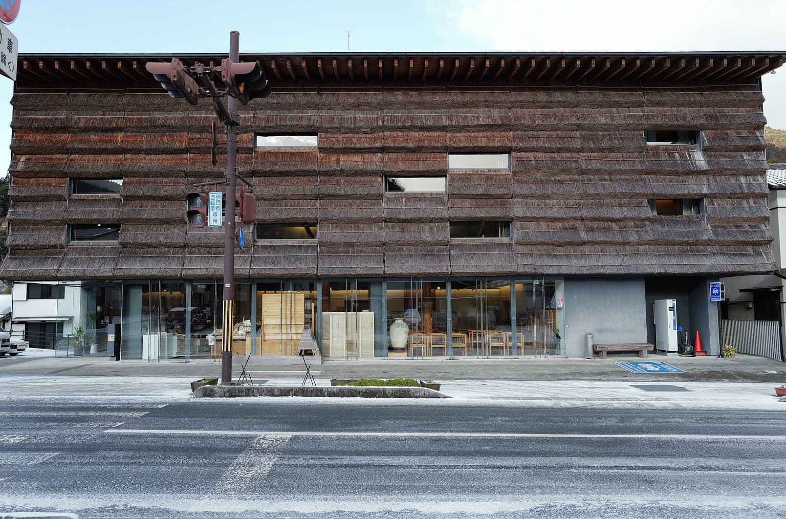 雲の上 の ホテル 別館 マルシェ ユス ハラ