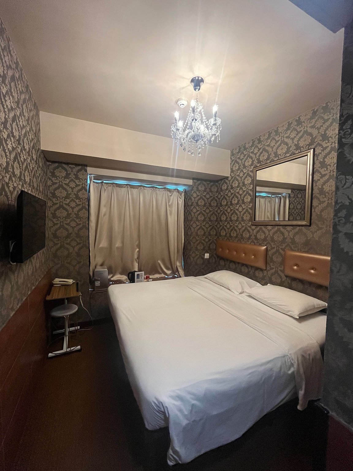 홍콩 중심가 근처의 뛰어난 위치를 가진 호텔