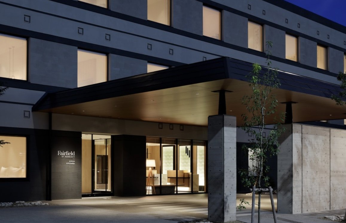 Free Co-sleeping for Elementary School Students!