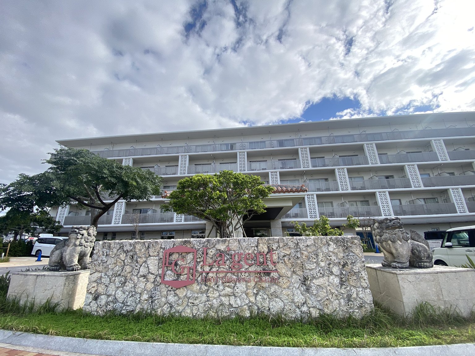 Great for Families! The Best Hotel in Chatan with Tuk Tuk Rides