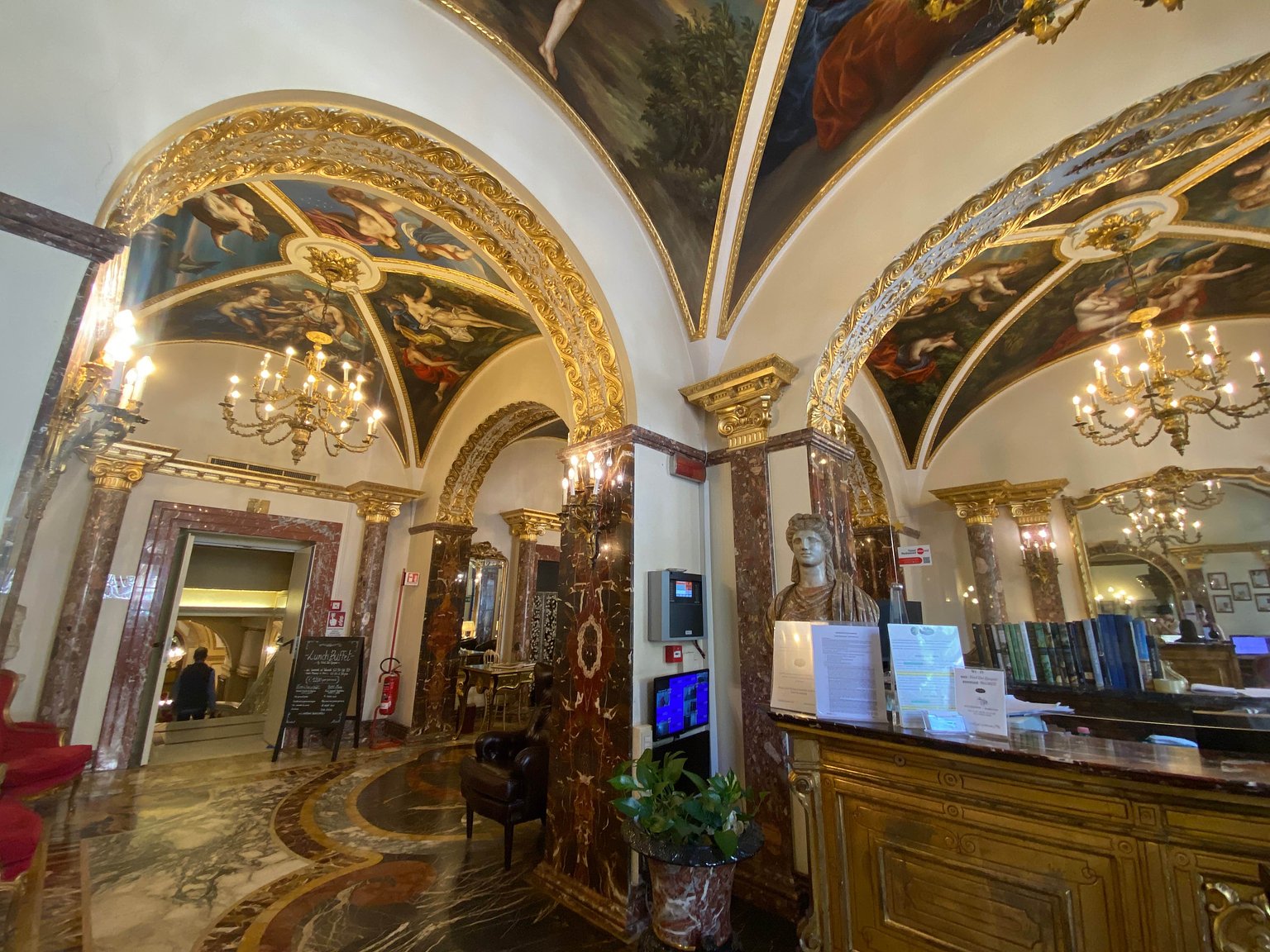 🇮🇹 로마의 휴가는 여기서 결정