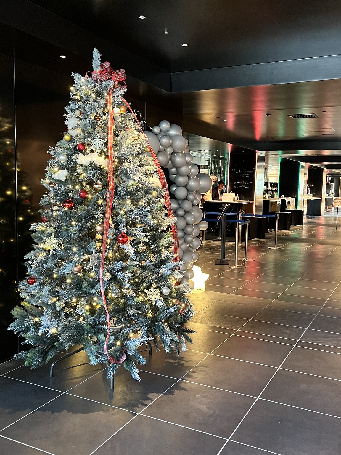 Conveniently Located Hotel for Both Sightseeing and Work