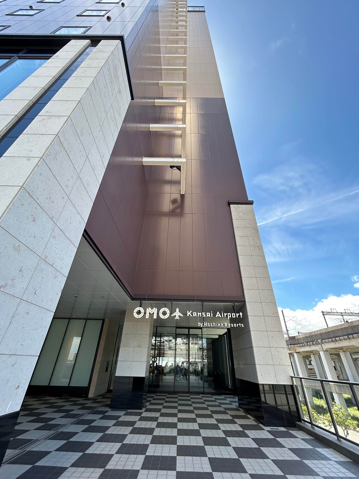 Family-Friendly Staycation Enjoying Sky and Sea