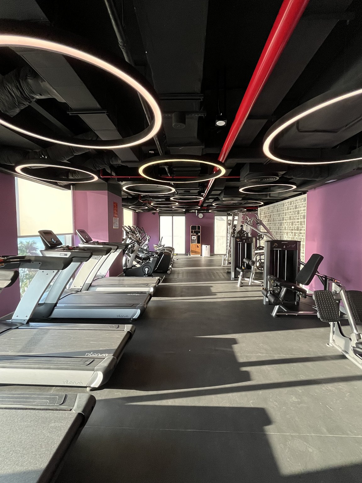 Very Convenient 24-Hour Stay! Da Nang Has the Best River View!!